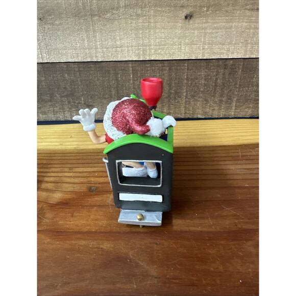 Department 56 M&M's Christmas Express- Christmas Village Piece In Box - Picture 3 of 7
